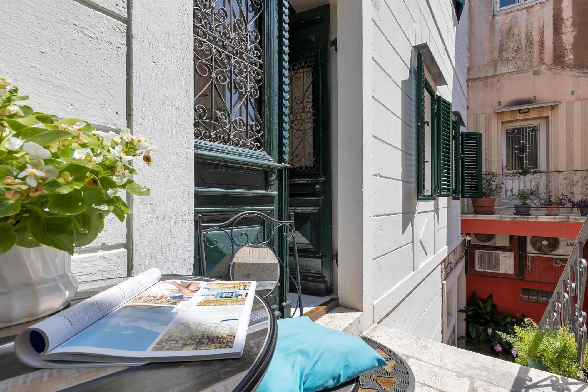 City Center Apartment Dvor Kalalarga Makarska Exterior foto