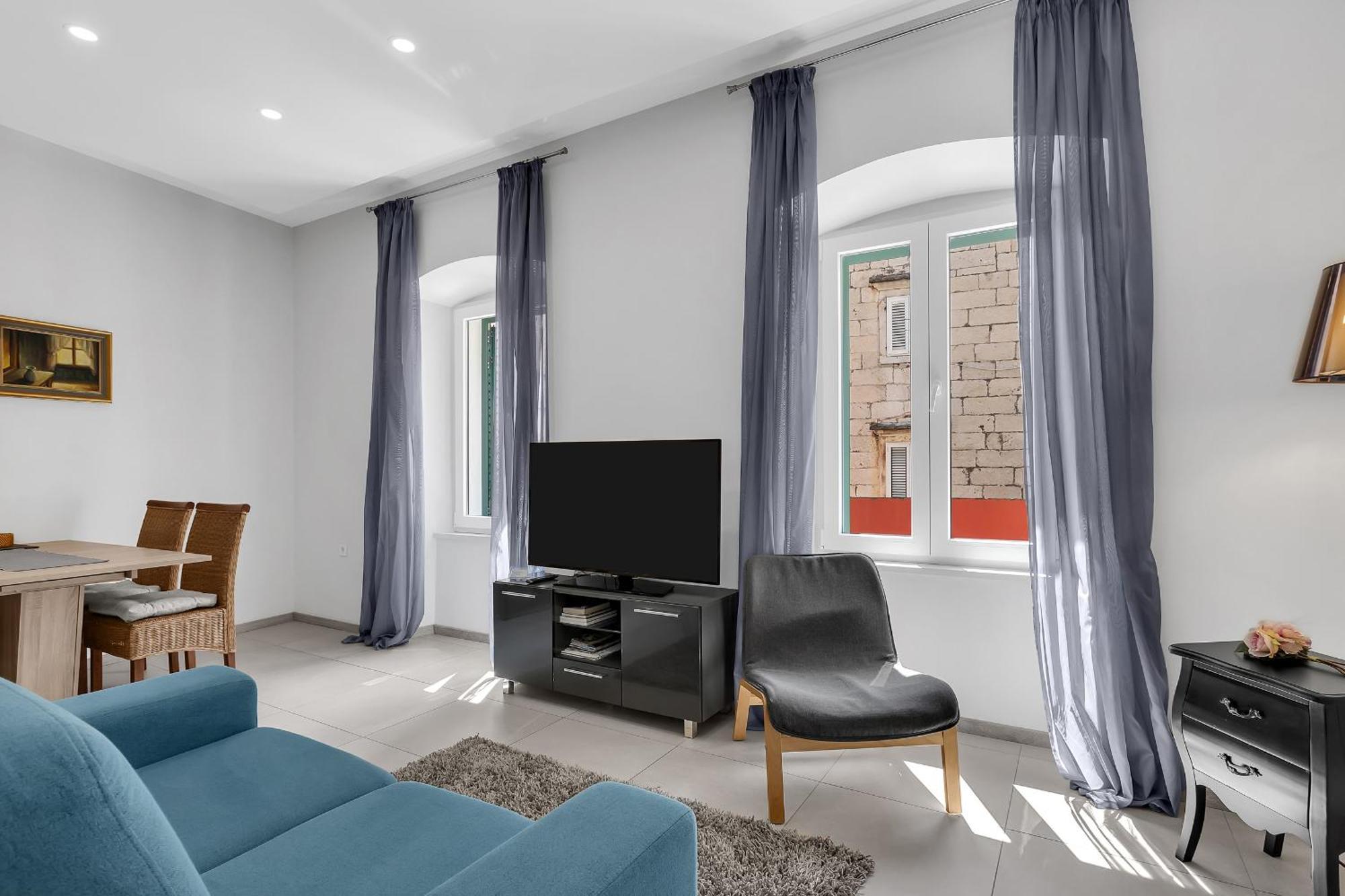 City Center Apartment Dvor Kalalarga Makarska Exterior foto
